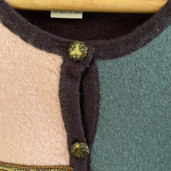 Women’s KORET embroidered embellished 100% wool patchwork sweater PM - Picture 4 of 6